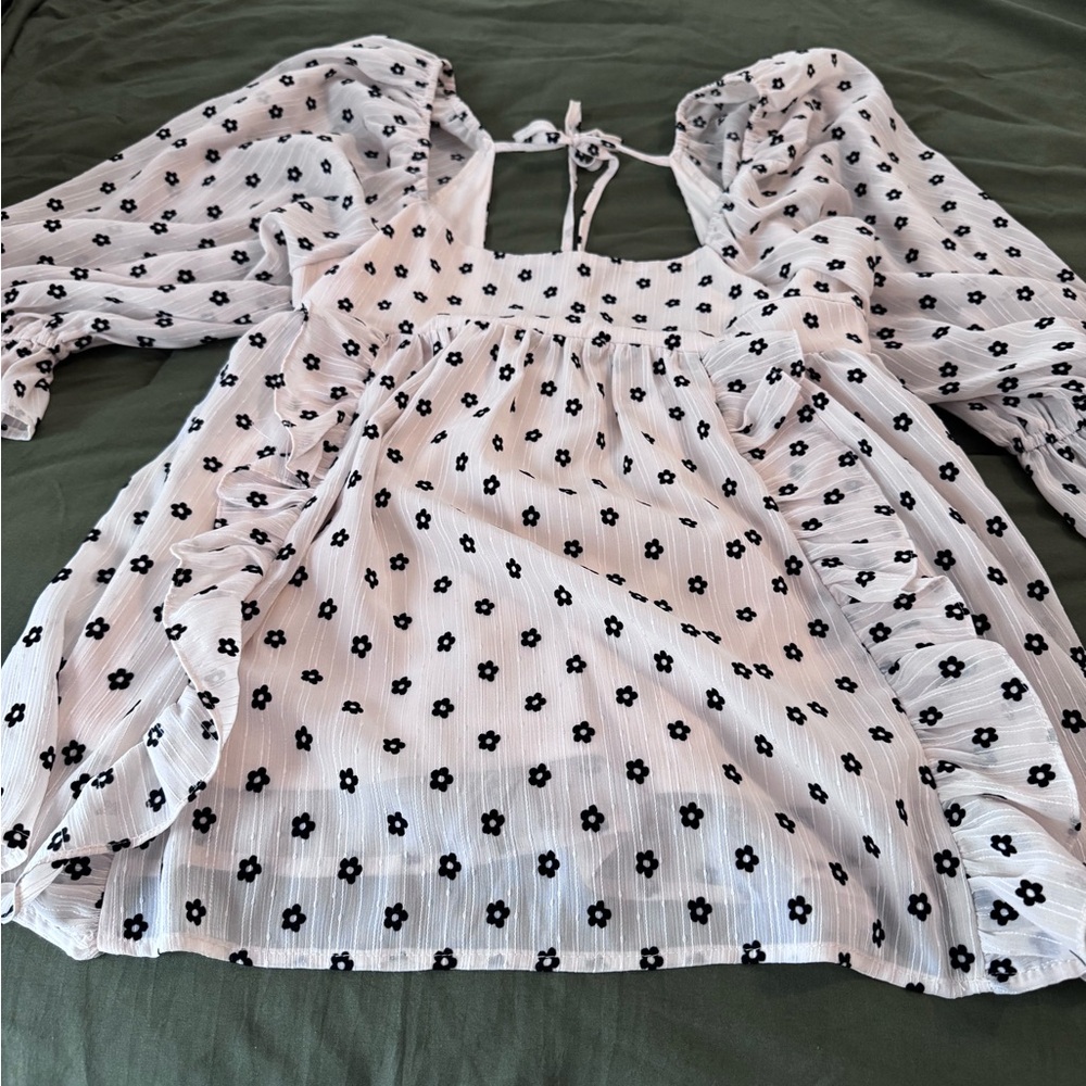 Altar'd State White and Black Floral Blouse